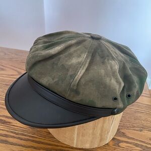 Sterkowski Unisex Camo Green Vintage Biker Cap Olive and Black